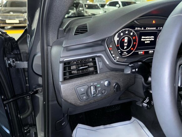 2019 Audi A4 V (B9), серый, 3348000 рублей - вид 26