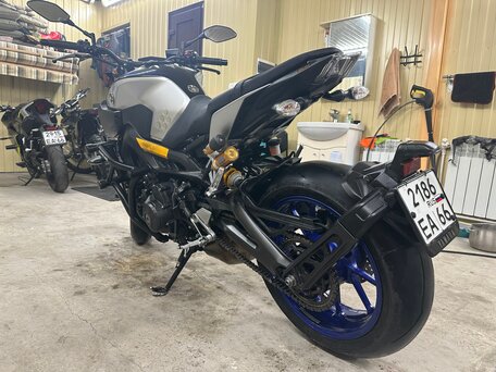 2018 Yamaha MT-09 (FZ-09), чёрный, 1000000 рублей, вид 4