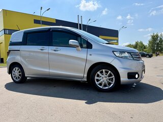 2010 Honda Freed Spike I, серебристый, 1120000 рублей, вид 4