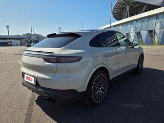 2020 Porsche Cayenne Coupé III, бежевый, 8950000 рублей, вид 1
