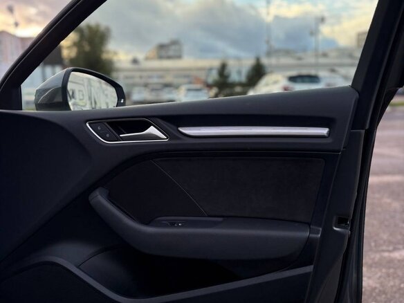 2020 Audi A3 III (8V) Рестайлинг, серый, 1800000 рублей - вид 26