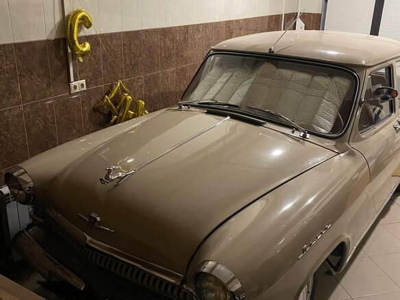 1968 ГАЗ 21 «Волга» 21Р, бежевый, 2100000 рублей