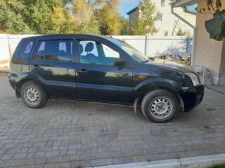 2005 Ford Fusion I, чёрный, 239000 рублей, вид 3
