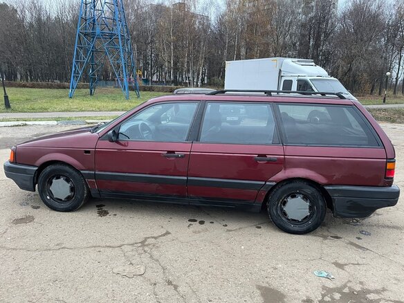 1991 Volkswagen Passat B3, красный, 150000 рублей - вид 7
