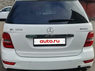 2011 Mercedes-Benz M-Класс 350 II (W164) Рестайлинг, белый, 2300000 рублей, вид 3