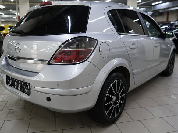 2007 Opel Astra H Рестайлинг, серебристый - вид 5