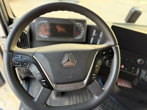 2023 Sinotruk Sitrak C7H MAX, белый, 4200000 рублей - вид 9