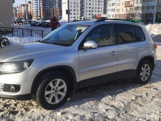 2013 Volkswagen Tiguan I Рестайлинг, серебристый, 1250000 рублей, вид 5