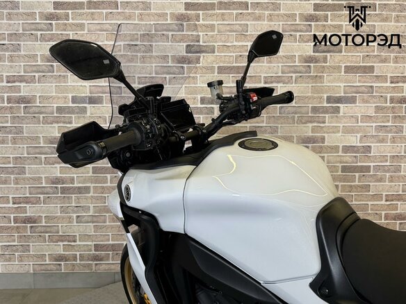 2024 Yamaha MT-09 Tracer (FJ-09), белый, 1495000 рублей - вид 12