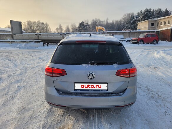 2017 Volkswagen Passat DSG7 B8, серый, 1550000 рублей - вид 7
