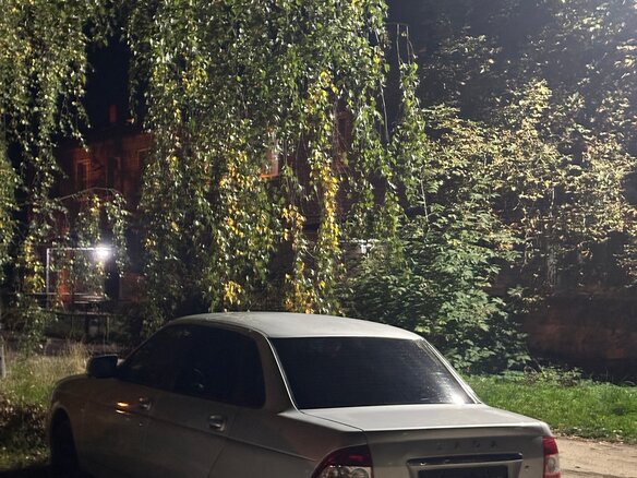 2015 Lada (ВАЗ) Priora I Рестайлинг, серебристый, 430000 рублей - вид 2