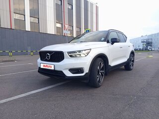 2021 Volvo XC40 I, белый, 3300000 рублей, вид 1
