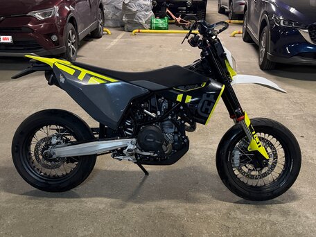 2023 Husqvarna 701 Supermoto, чёрный, 1150000 рублей, вид 2