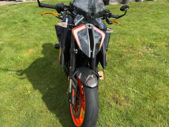 2021 KTM 1290 Super Duke R Evo, оранжевый, 1500000 рублей - вид 3