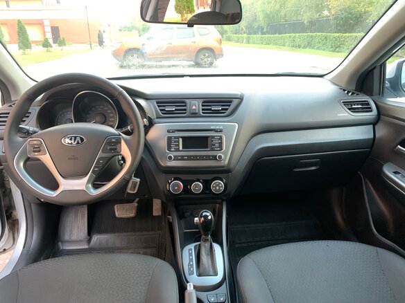 2016 Kia Rio III Рестайлинг, серебристый - вид 12