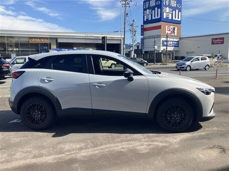 2023 Mazda CX-3 I Рестайлинг, белый, 1490000 рублей, вид 5