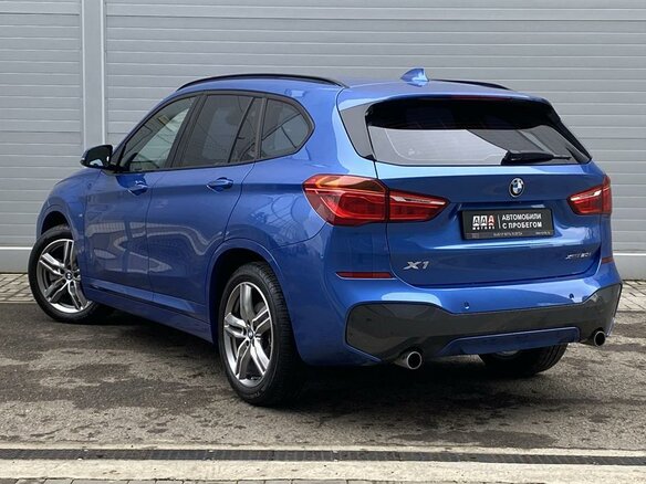 2019 BMW X1 20i xDrive II (F48), синий - вид 14
