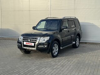 Mitsubishi Pajero IV