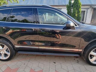2012 Volkswagen Touareg II, чёрный, 3500000 рублей, вид 4