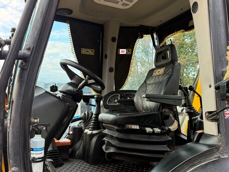 2011 JCB 3CX, 7600000 рублей, вид 4