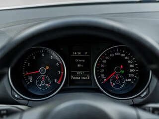 2010 Volkswagen Golf VI, серебристый, 580000 рублей, вид 5