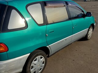 1996 Toyota Ipsum I (M10), зелёный, 480000 рублей, вид 4