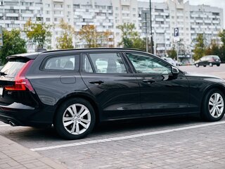 2019 Volvo V60 II, чёрный, 2100000 рублей, вид 5