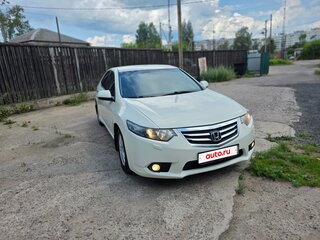 2011 Honda Accord VIII Рестайлинг, белый, 1150000 рублей, вид 3