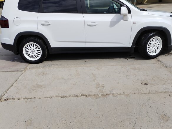 2013 Chevrolet Orlando I, белый, 1450000 рублей - вид 10