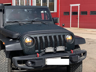 2012 Jeep Wrangler III (JK), зелёный, 4000000 рублей, вид 3