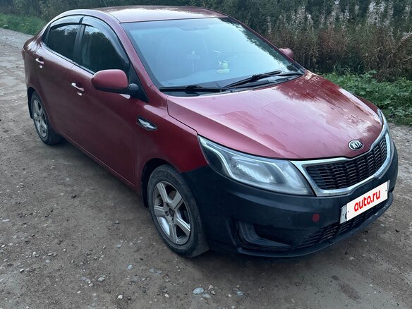 2013 Kia Rio III, красный, 550000 рублей - вид 8