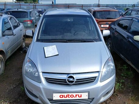 Opel Zafira B Рестайлинг
