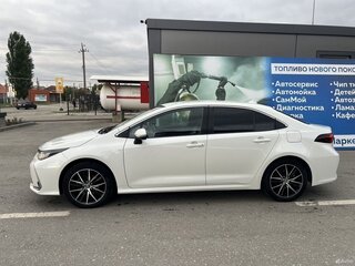 2019 Toyota Corolla XII (E210), белый, 2050000 рублей, вид 5