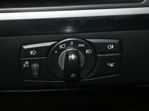 2009 BMW X5 30i II (E70), серый - вид 12