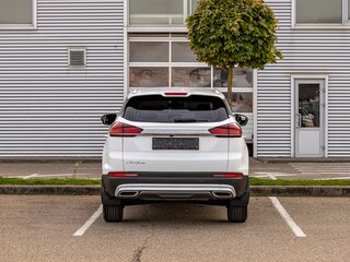 2024 Geely Atlas Pro, белый, 1895000 рублей, вид 5