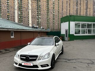 2011 Mercedes-Benz E-Класс 350 IV (W212, S212, C207), белый, 2000000 рублей, вид 1
