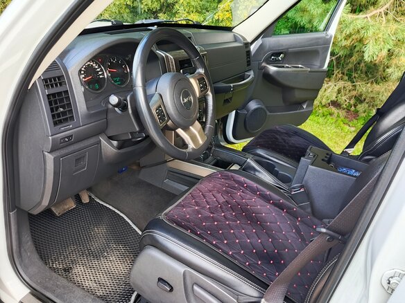 2012 Jeep Cherokee IV (KK), белый, 1500000 рублей - вид 12