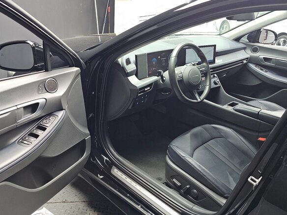 2023 Hyundai Sonata VIII (DN8) Рестайлинг, чёрный, 2450000 рублей - вид 4