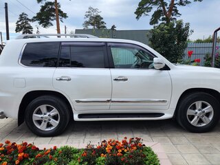 2012 Lexus LX 570 III Рестайлинг, белый, 3800000 рублей, вид 4