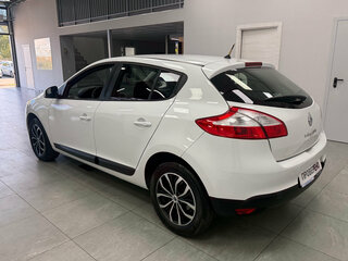 2014 Renault Megane III Рестайлинг 2, белый, 775000 рублей, вид 4