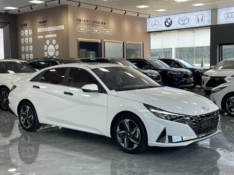 2022 Hyundai Elantra VII (CN7), белый, 1690000 рублей, вид 2
