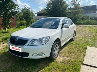 2011 Skoda Octavia II (A5) Рестайлинг, белый, 890000 рублей, вид 1