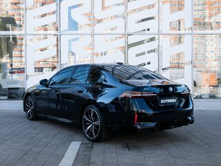 2024 BMW 5 серии 530i xDrive VIII (G60/G61/G68), синий, 7630000 рублей, вид 2