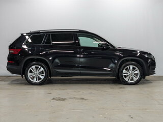 2018 Skoda Kodiaq I, чёрный, 2400000 рублей, вид 4