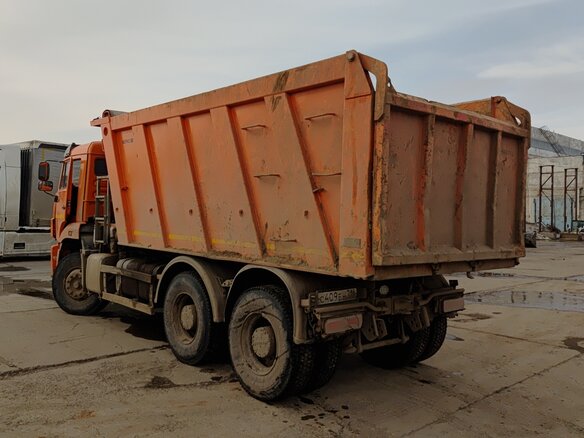 2020 КамАЗ 65207, оранжевый, 2600000 рублей - вид 2