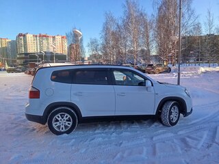 2012 Chevrolet Orlando I, белый, 730000 рублей, вид 2