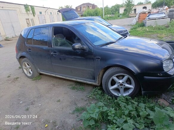 1998 Volkswagen Golf IV, чёрный, 255000 рублей - вид 1