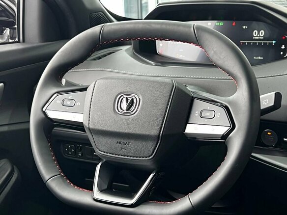 2025 Changan UNI-S I, белый, 3179900 рублей - вид 26