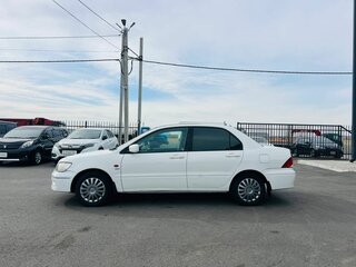 2000 Mitsubishi Lancer Cedia IX, белый, 549999 рублей, вид 3