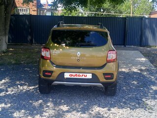 2015 Renault Sandero Stepway II, зелёный, 830000 рублей, вид 4